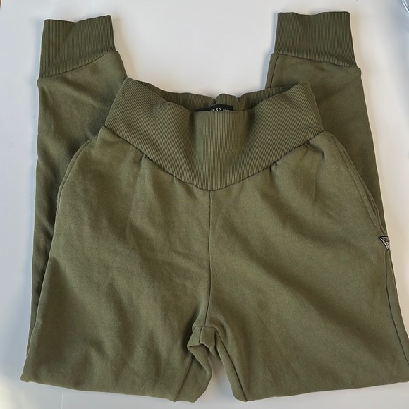 GUESS High Waisted Joggers - Picture 4 of 4